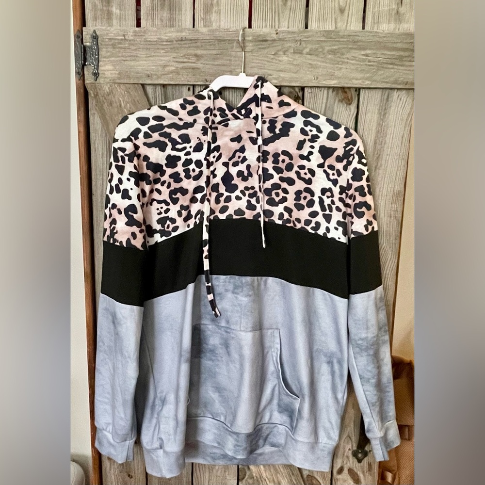 Leopard Print Colorblock Hoodie
